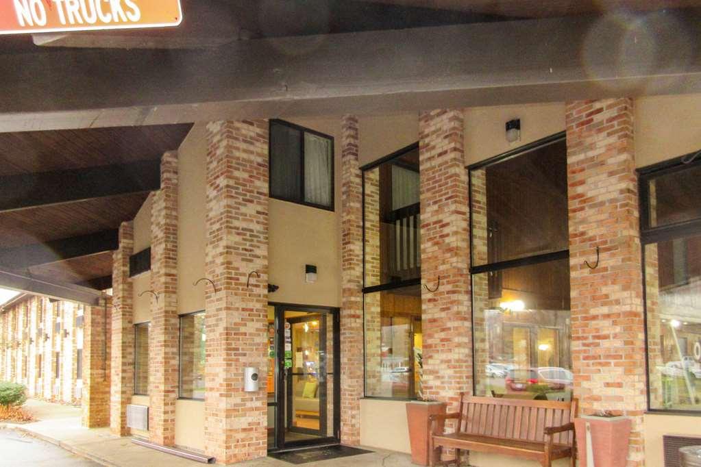 Quality Inn Athens Exterior photo