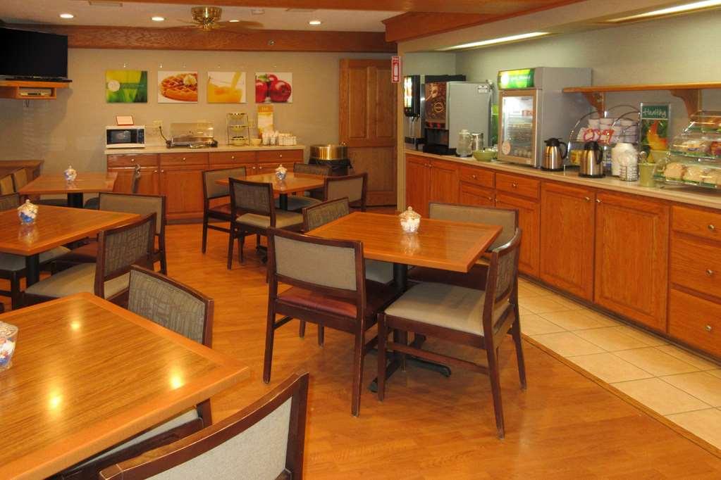 Quality Inn Athens Restaurant photo